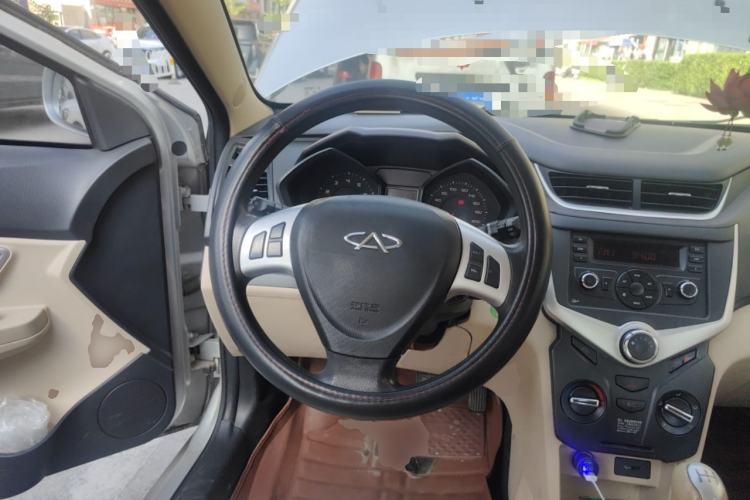 Used Chery Fengyun 2 2013 Hatchback 1.5L Manual Ruiyi Edition Steering Wheel