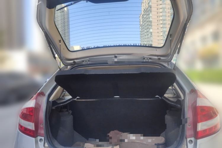 Used Chery Fengyun 2 2013 Hatchback 1.5L Manual Ruiyi Edition Trunk
