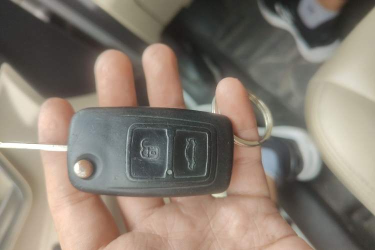 Used Chery Fengyun 2 2013 Hatchback 1.5L AMT Ruìyì Edition Vehicle Key