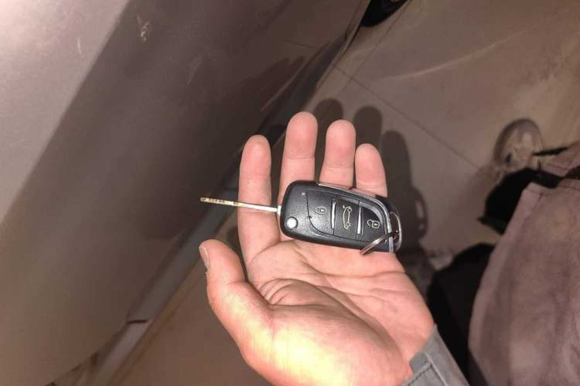 Used Chery Fengyun 2 2013 Hatchback 1.5L AMT Ruìyì Edition Vehicle Key
