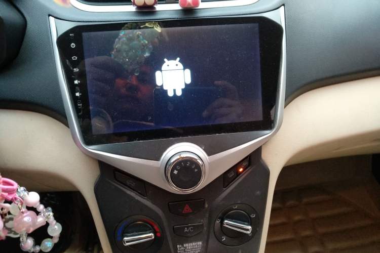 Used Chery Fengyun 2 2013 Hatchback 1.5L AMT Ruìyì Edition Audio And AC Panel