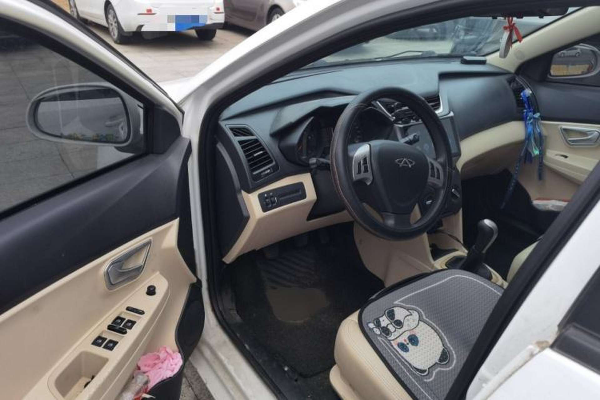 Used Chery Fengyun 2 2013 Hatchback 1.5L Manual Ruiyi Edition Driver Seat