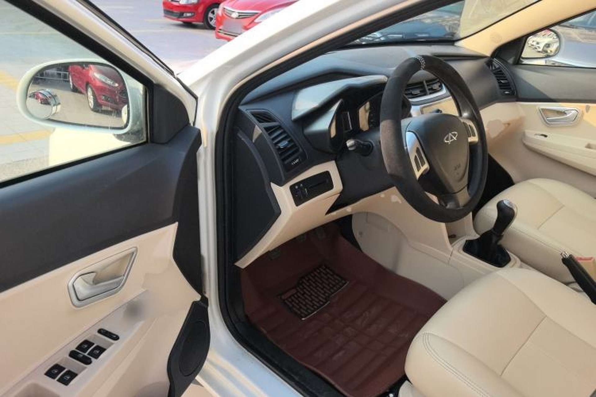 Used Chery Fengyun 2 2013 Hatchback 1.5L Manual Ruiyi Edition Driver Seat