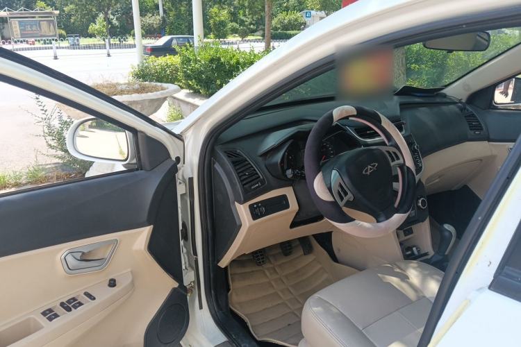 Used Chery Fengyun 2 2013 Hatchback 1.5L Manual Ruiyi Edition Driver Seat