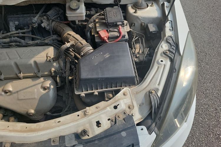 Used Chery Fengyun 2 2013 Hatchback 1.5L Manual Ruiyi Edition Engine Bay Left
