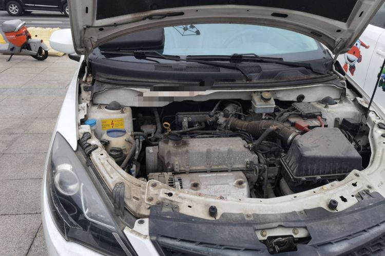 Used Chery Fengyun 2 2013 Hatchback 1.5L Manual Ruiyi Edition Engine Bay Right