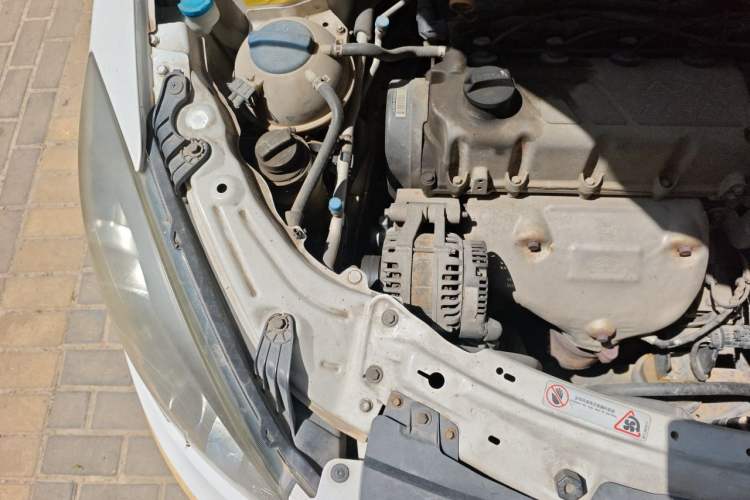 Used Chery Fengyun 2 2013 Hatchback 1.5L Manual Ruiyi Edition Engine Bay Right