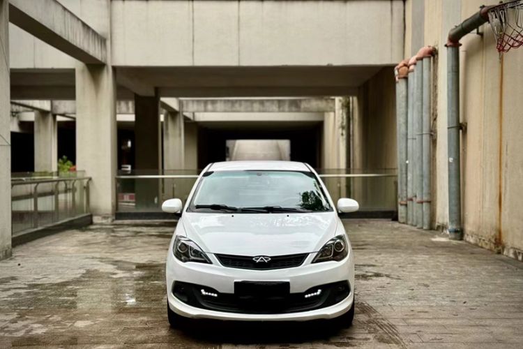 Used Chery Fengyun 2 2013 Hatchback 1.5L Manual Ruiyi Edition Exterior 1
