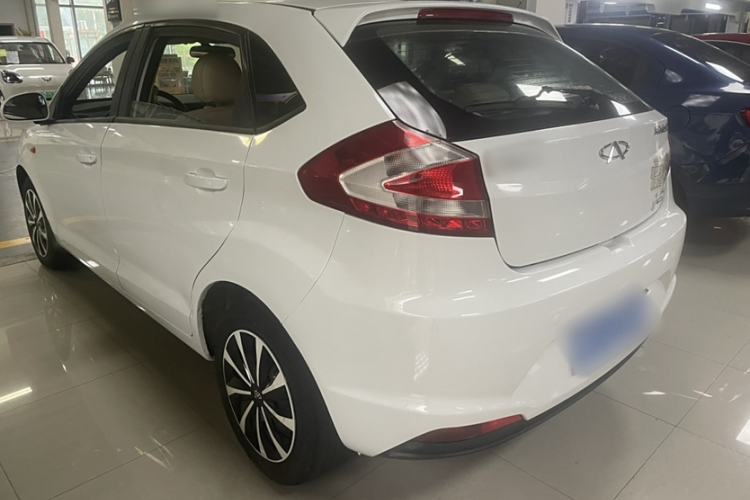 Used Chery Fengyun 2 2013 Hatchback 1.5L AMT Ruìyì Edition Exterior 3
