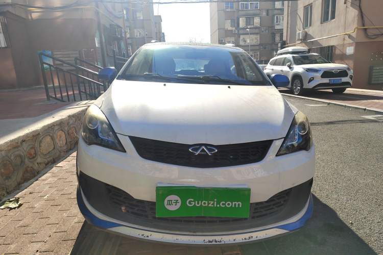 Used Chery Fengyun 2 2013 Hatchback 1.5L AMT Ruìyì Edition Front