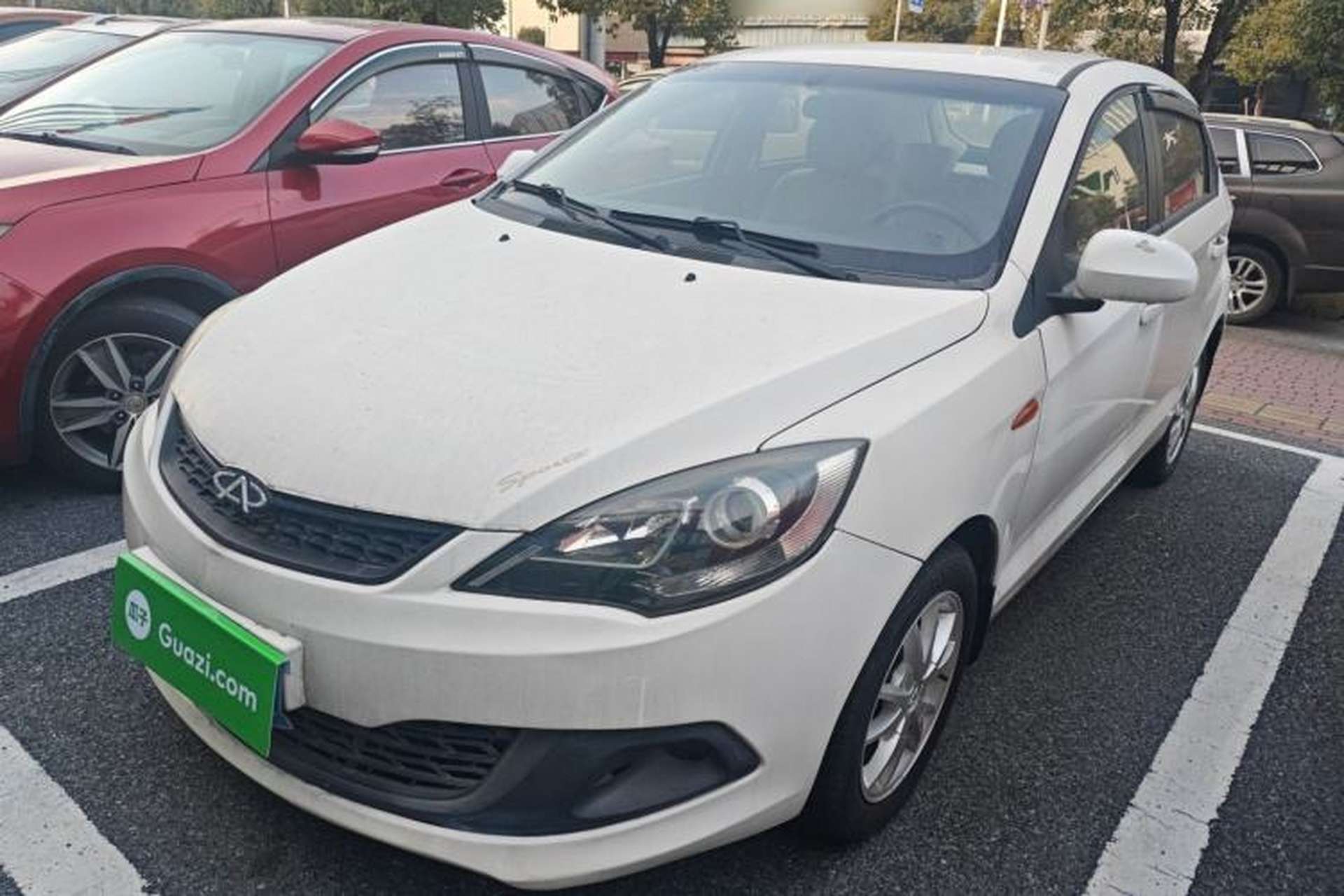 Used Chery Fengyun 2 2013 Hatchback 1.5L AMT Ruìyì Edition Front Left 45 Deg