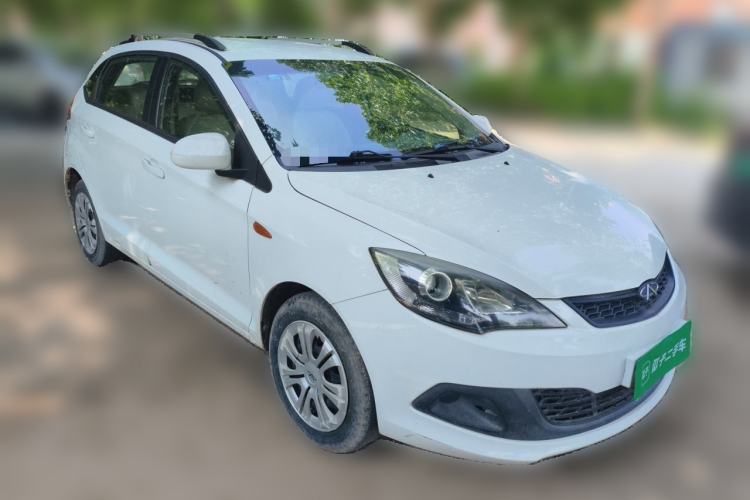 Used Chery Fengyun 2 2013 Hatchback 1.5L Manual Ruiyi Edition Front Right 45 Deg