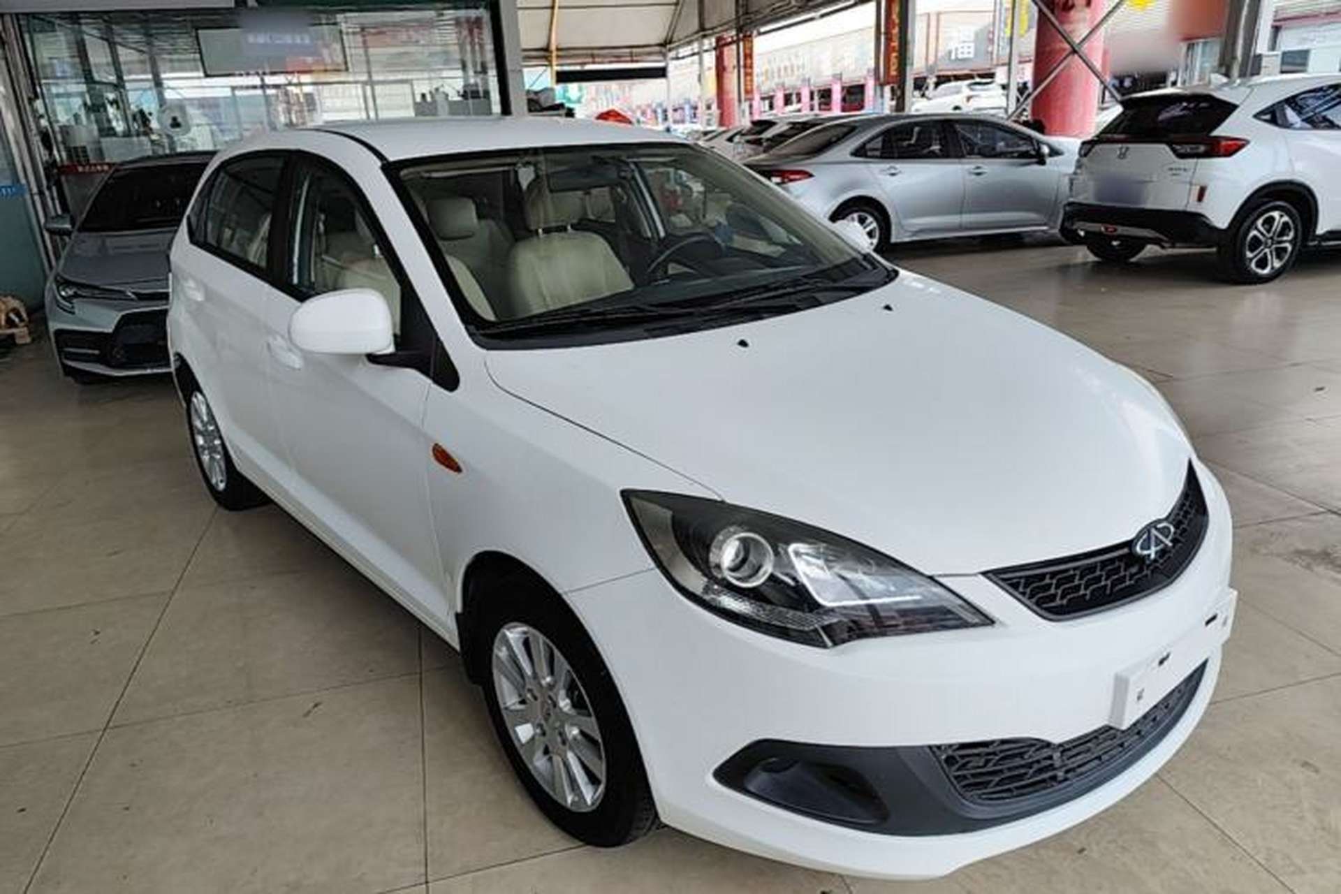 Used Chery Fengyun 2 2013 Hatchback 1.5L Manual Ruiyi Edition Front Right 45 Deg