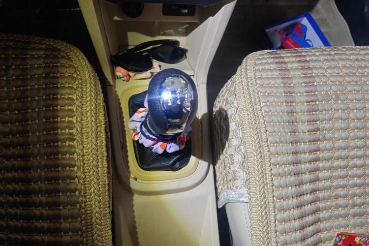 Used Chery Fengyun 2 2013 Hatchback 1.5L Manual Ruiyi Edition Gear Lever