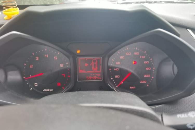Used Chery Fengyun 2 2013 Hatchback 1.5L Manual Ruiyi Edition Instrument Cluster