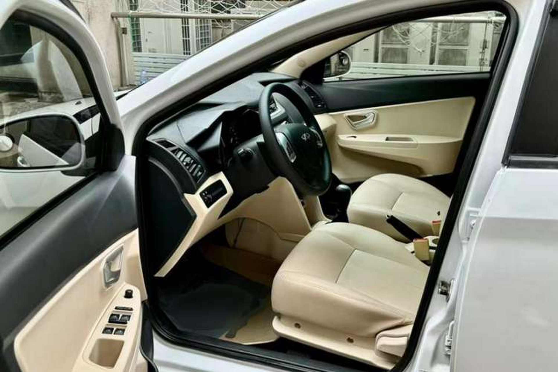 Used Chery Fengyun 2 2013 Hatchback 1.5L Manual Ruiyi Edition Interior 2
