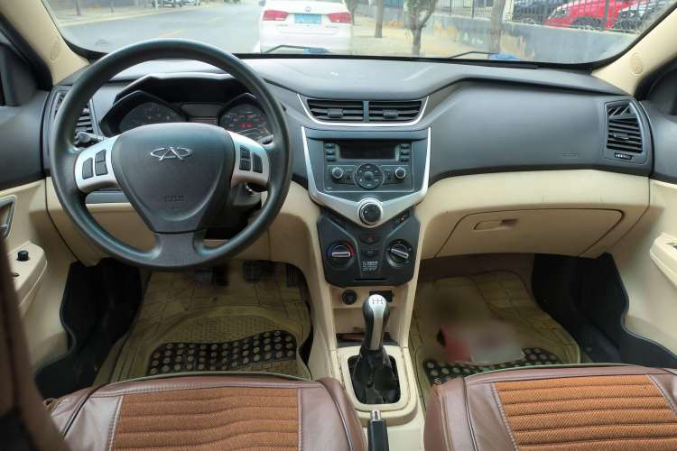 Used Chery Fengyun 2 2013 Hatchback 1.5L Manual Ruiyi Edition Interior 3