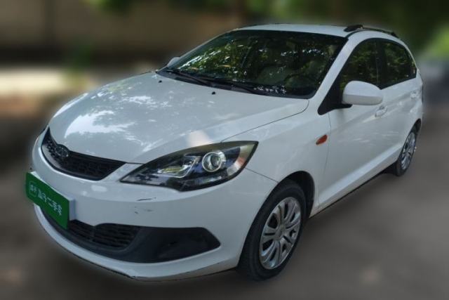 Used Chery Fengyun 2 2013 Hatchback 1.5L Manual Ruiyi Edition