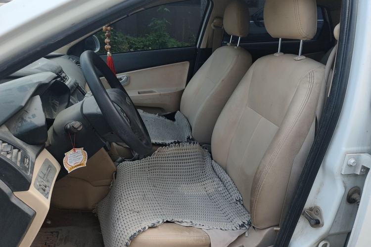 Used Chery Fengyun 2 2013 Hatchback 1.5L Manual Ruiyi Edition Left Front Seat
