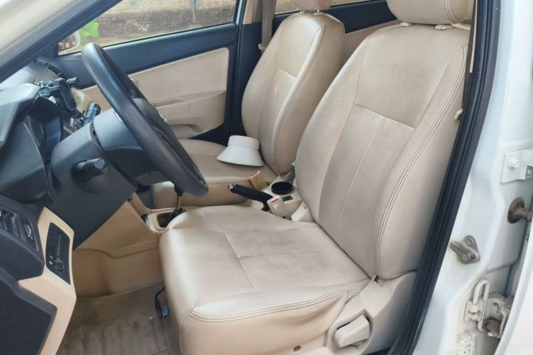 Used Chery Fengyun 2 2013 Hatchback 1.5L Manual Ruiyi Edition Left Front Seat