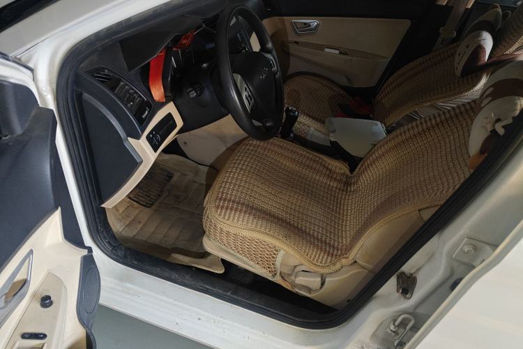Used Chery Fengyun 2 2013 Hatchback 1.5L Manual Ruiyi Edition Left Front Seat