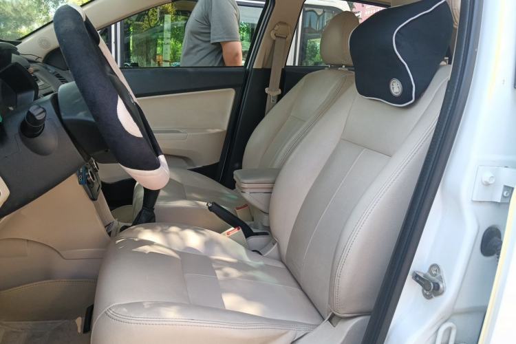 Used Chery Fengyun 2 2013 Hatchback 1.5L Manual Ruiyi Edition Left Front Seat