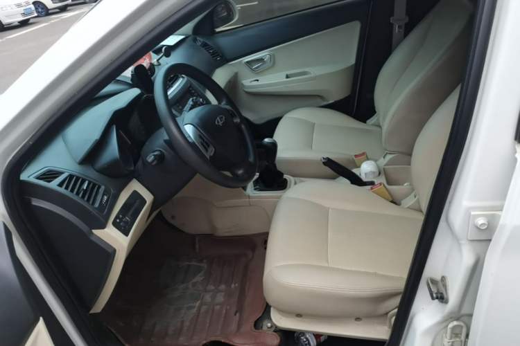 Used Chery Fengyun 2 2013 Hatchback 1.5L Manual Ruiyi Edition Left Front Seat