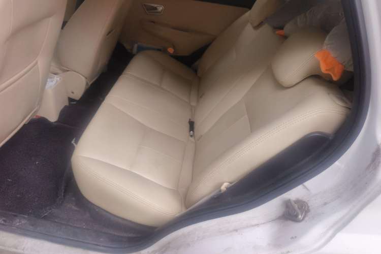 Used Chery Fengyun 2 2013 Hatchback 1.5L AMT Ruìyì Edition Left Rear Seat