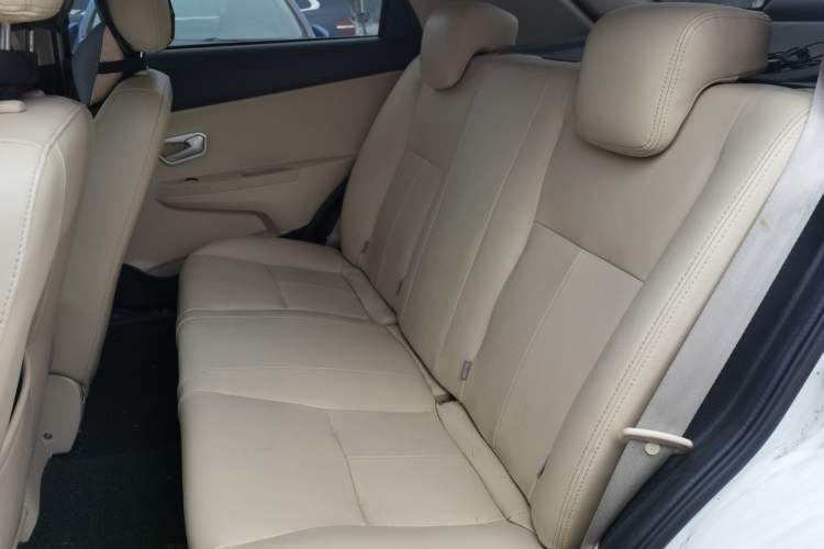 Used Chery Fengyun 2 2013 Hatchback 1.5L Manual Ruiyi Edition Left Rear Seat