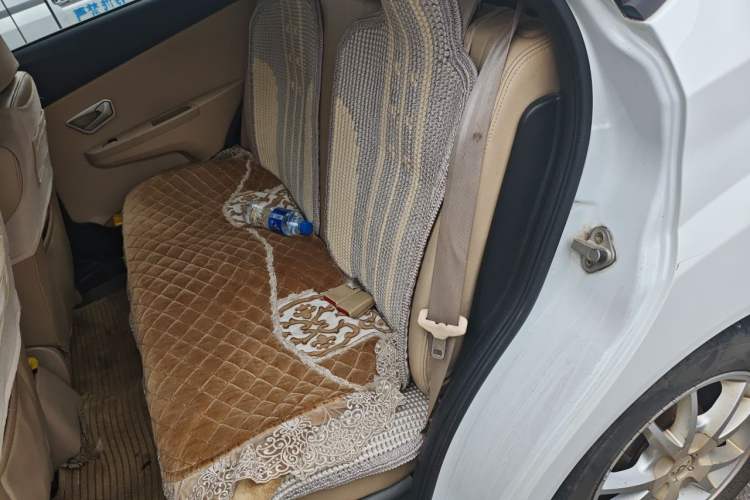 Used Chery Fengyun 2 2013 Hatchback 1.5L Manual Ruiyi Edition Left Rear Seat