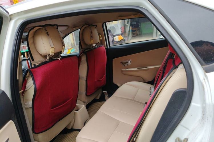 Used Chery Fengyun 2 2013 Hatchback 1.5L Manual Ruiyi Edition Left Rear Seat