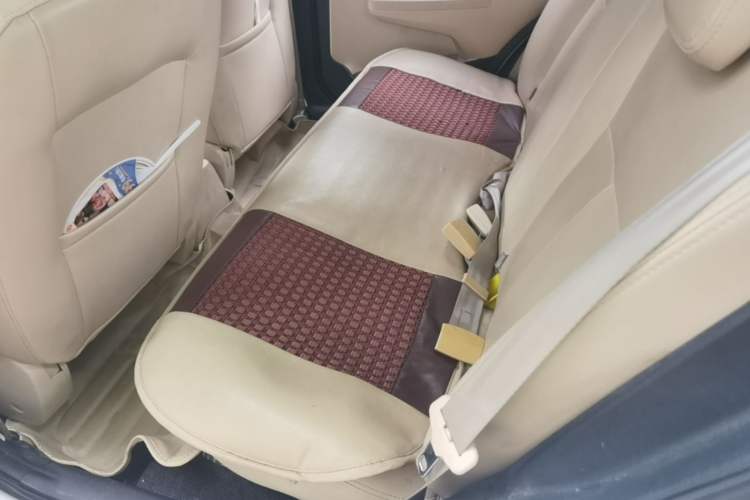Used Chery Fengyun 2 2013 Hatchback 1.5L Manual Ruiyi Edition Left Rear Seat