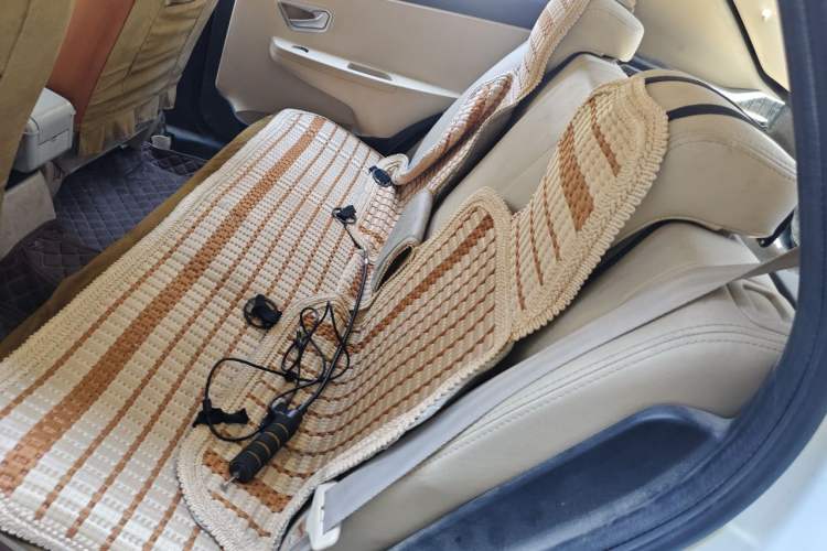 Used Chery Fengyun 2 2013 Hatchback 1.5L Manual Ruiyi Edition Left Rear Seat