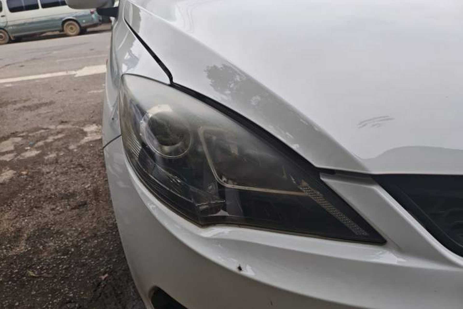 Used Chery Fengyun 2 2013 Hatchback 1.5L Manual Ruiyi Edition Right Front Headlight