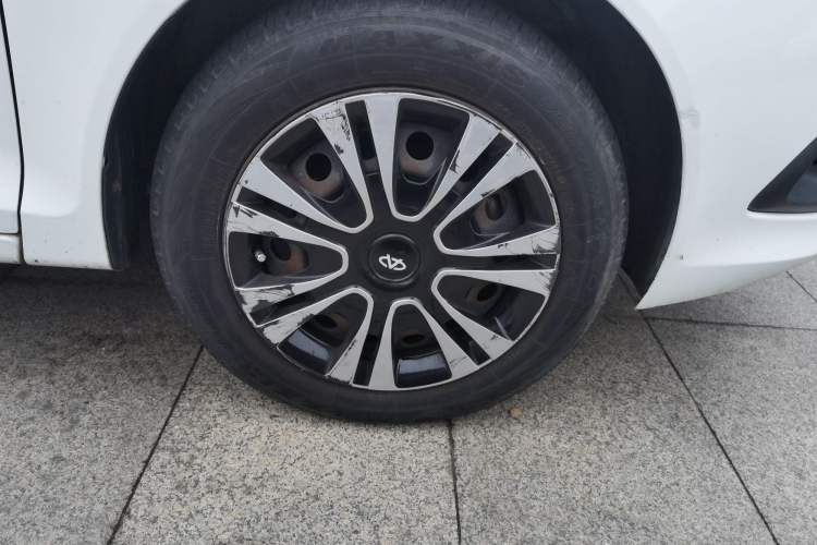Used Chery Fengyun 2 2013 Hatchback 1.5L Manual Ruiyi Edition Right Front Wheel Hub