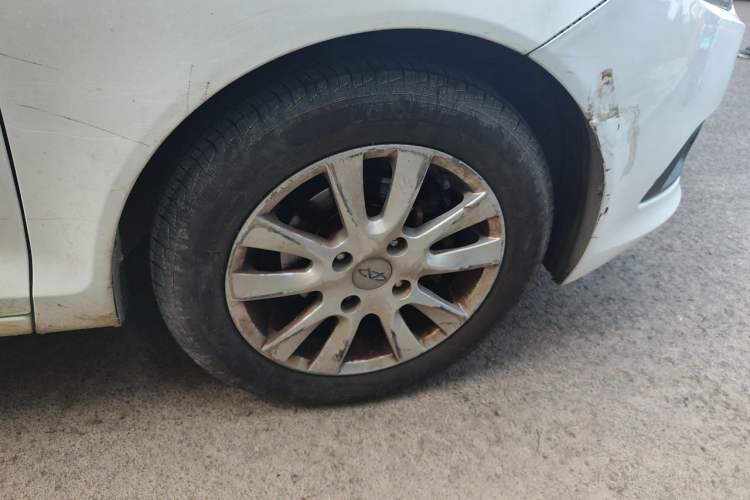 Used Chery Fengyun 2 2013 Hatchback 1.5L Manual Ruiyi Edition Right Front Wheel Hub