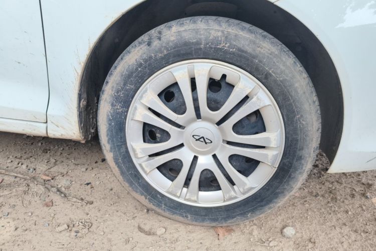 Used Chery Fengyun 2 2013 Hatchback 1.5L Manual Ruiyi Edition Right Front Wheel Hub