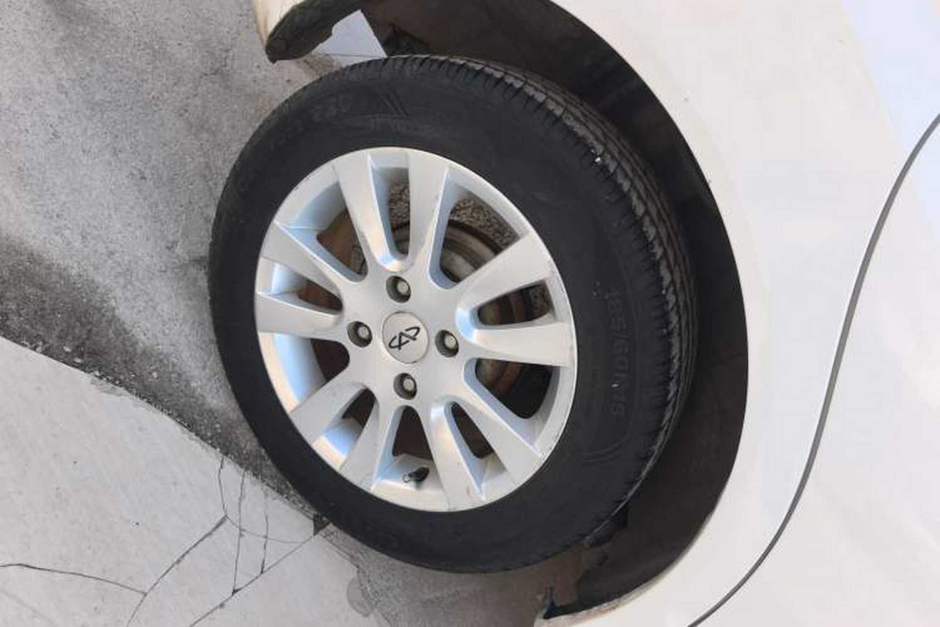 Used Chery Fengyun 2 2013 Hatchback 1.5L Manual Ruiyi Edition Right Rear Wheel Hub