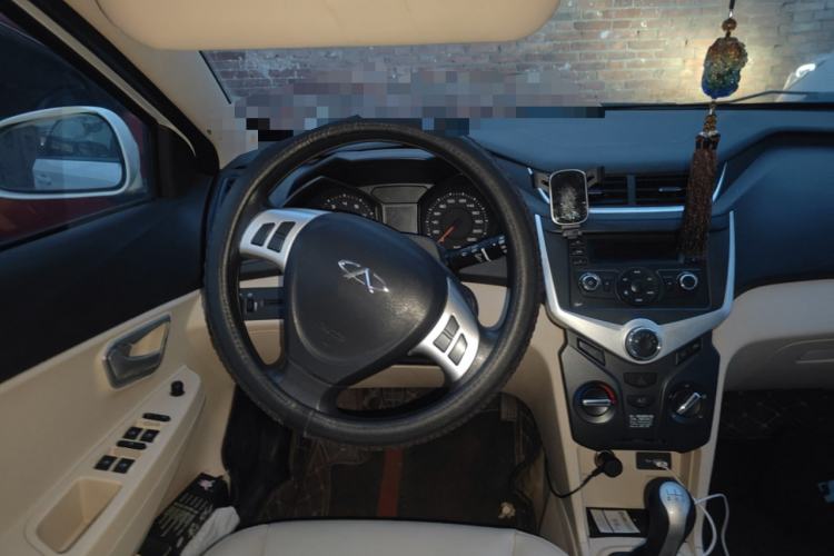 Used Chery Fengyun 2 2013 Hatchback 1.5L Manual Ruiyi Edition Steering Wheel