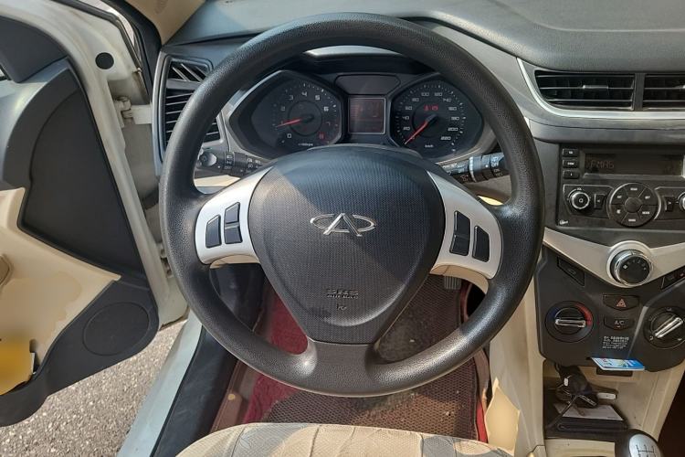 Used Chery Fengyun 2 2013 Hatchback 1.5L Manual Ruiyi Edition Steering Wheel