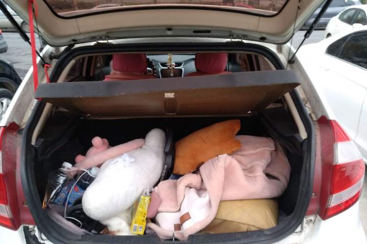 Used Chery Fengyun 2 2013 Hatchback 1.5L AMT Ruìyì Edition Trunk