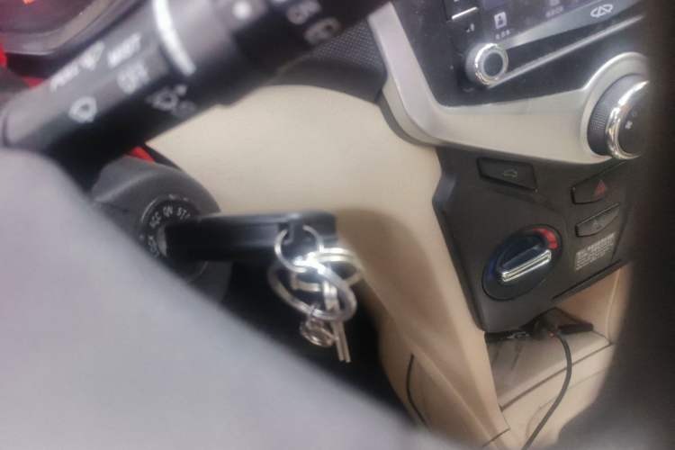 Used Chery Fengyun 2 2013 Hatchback 1.5L AMT Ruìyì Edition Vehicle Key