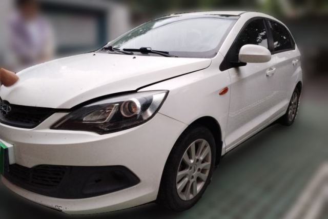 Used Chery Fengyun 2 2013 Hatchback 1.5L Manual Kuaiyi Edition