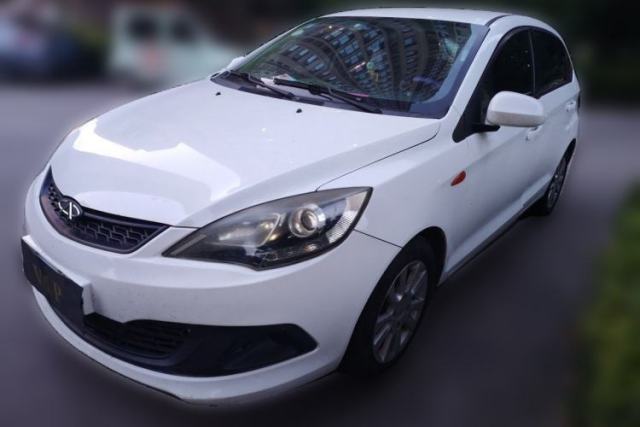 Used Chery Fengyun 2 2013 Hatchback 1.5L Manual Ruiyi Edition