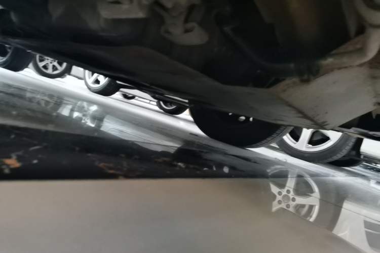 Used Chery Fengyun 2 2013 Hatchback 1.5L Manual Ruiyi Edition Chassis Front Right