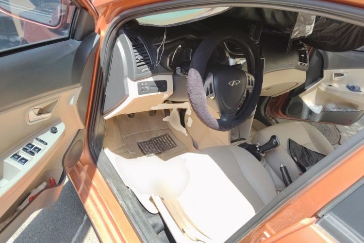 Used Chery Fengyun 2 2013 Hatchback 1.5L Manual Ruiyi Edition Driver Seat