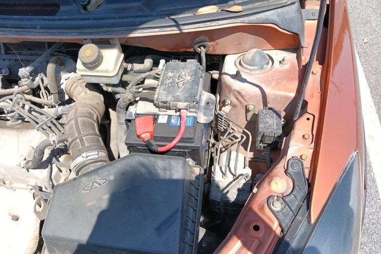 Used Chery Fengyun 2 2013 Hatchback 1.5L Manual Ruiyi Edition Engine Bay Left