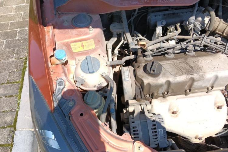 Used Chery Fengyun 2 2013 Hatchback 1.5L Manual Ruiyi Edition Engine Bay Right