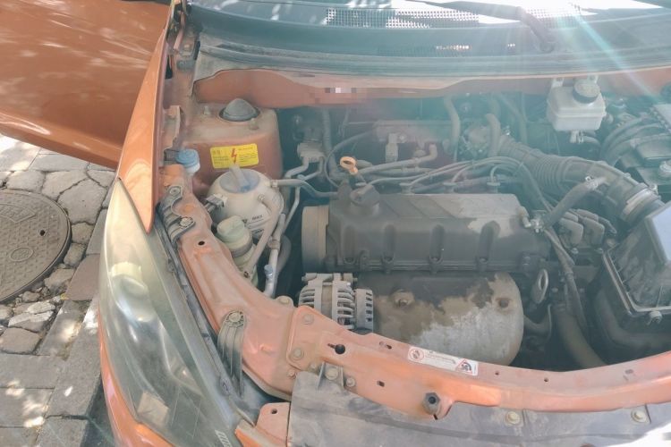 Used Chery Fengyun 2 2013 Hatchback 1.5L Manual Ruiyi Edition Engine Bay Right