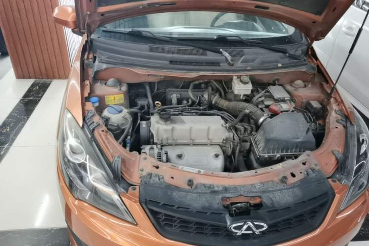 Used Chery Fengyun 2 2013 Hatchback 1.5L Manual Ruiyi Edition Engine Bay Right